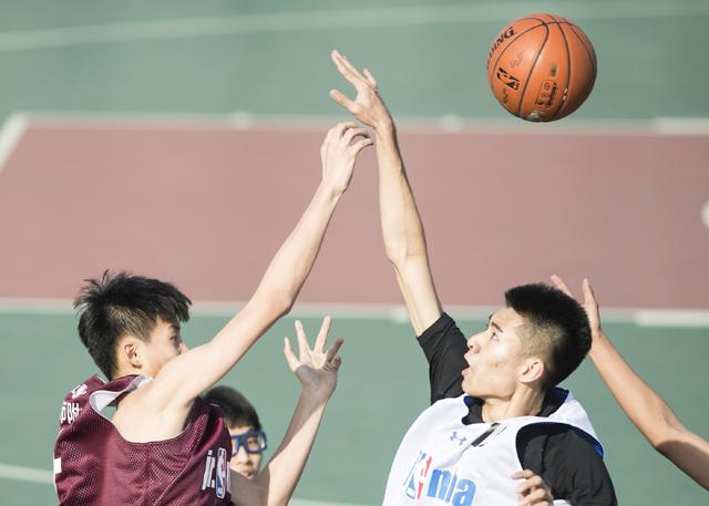 她的不雅事情