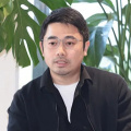 美女扒开下面让男生舔
