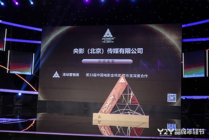 小荡货夹得我又紧又爽